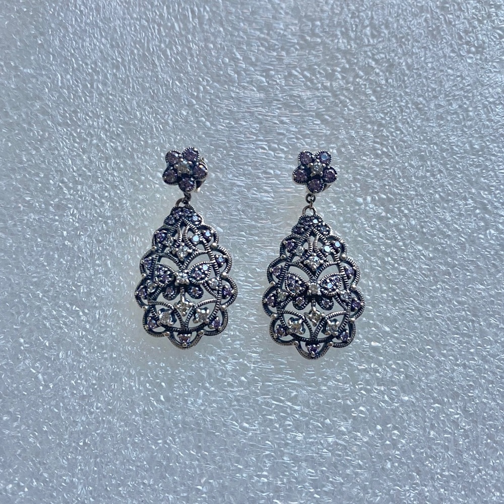 Anna Sui droplet/flower/butterfly shape earrings